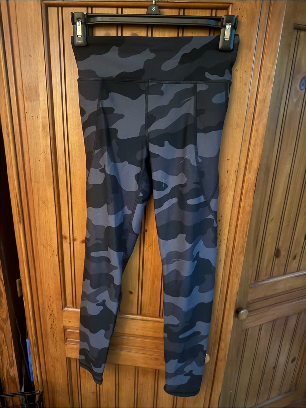 Old Navy Gray & Black Camo High-Rise Leggings